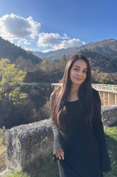 Call Girls in Ahmedabad